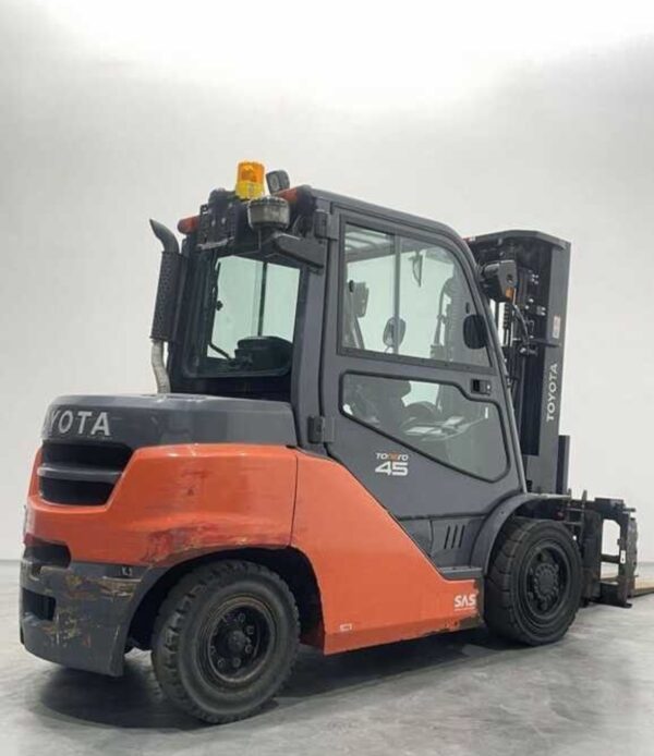 Toyota 40-8FD40N 4500kg diesel - SHT106 - Image 3